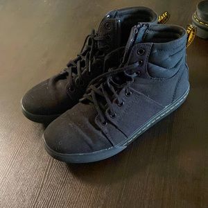 ROZARYA WOMEN'S CANVAS CASUAL BOOTS